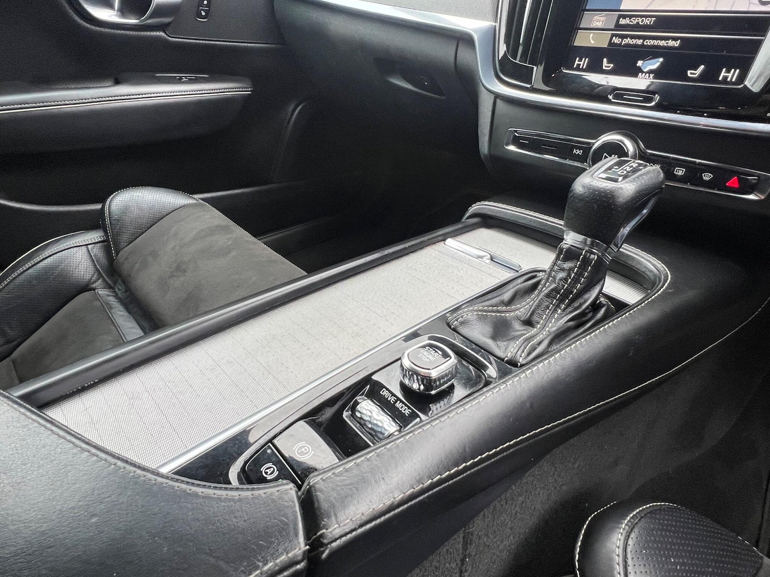 Used Volvo V90 2017 for sale - 77625394: Photo 34