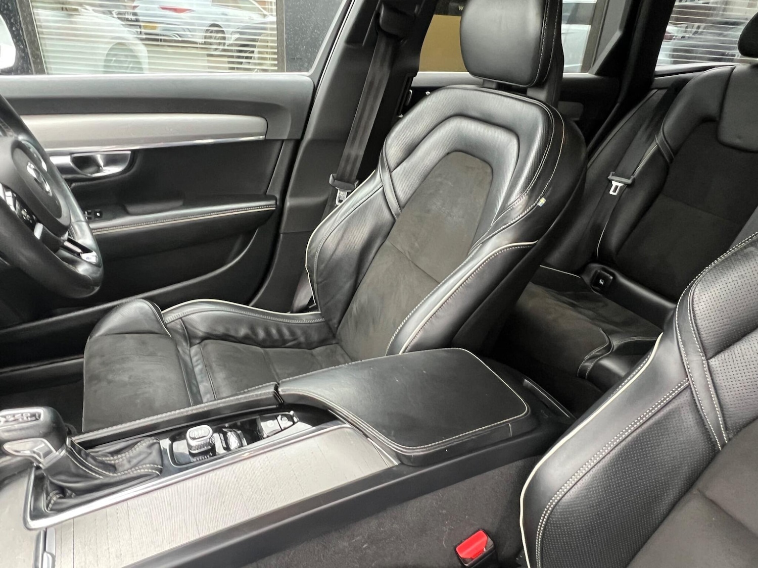 Used Volvo V90 2017 for sale - 77625394: Photo 43