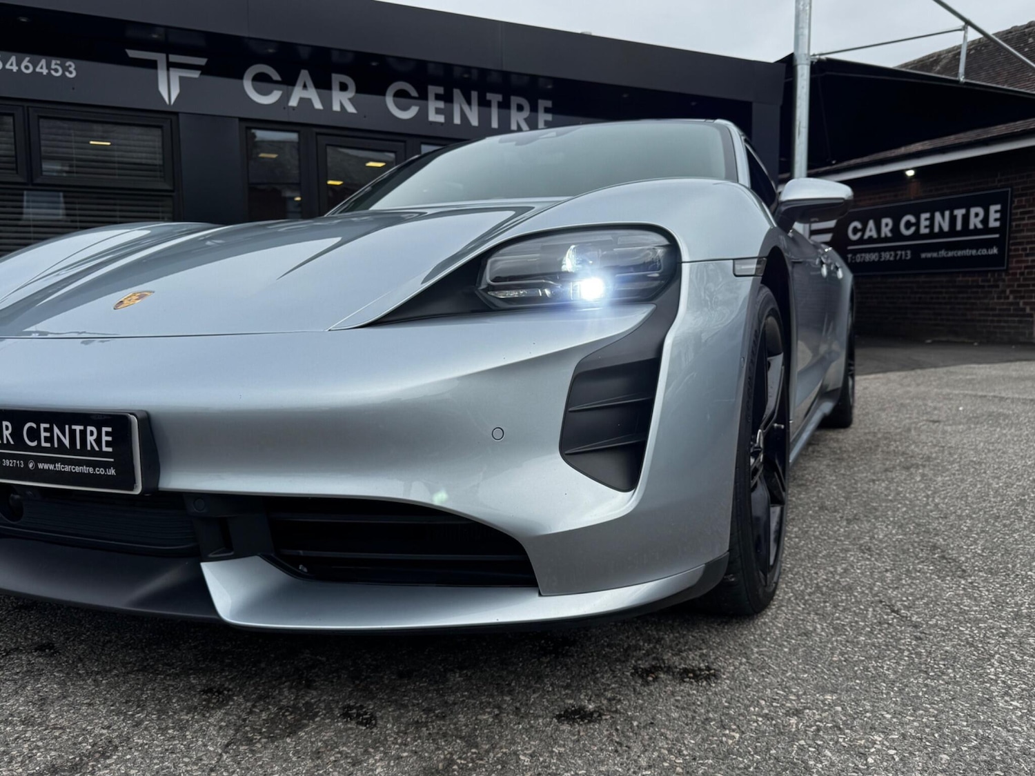 Used Porsche Taycan 2020 for sale - 78100160: Photo 18