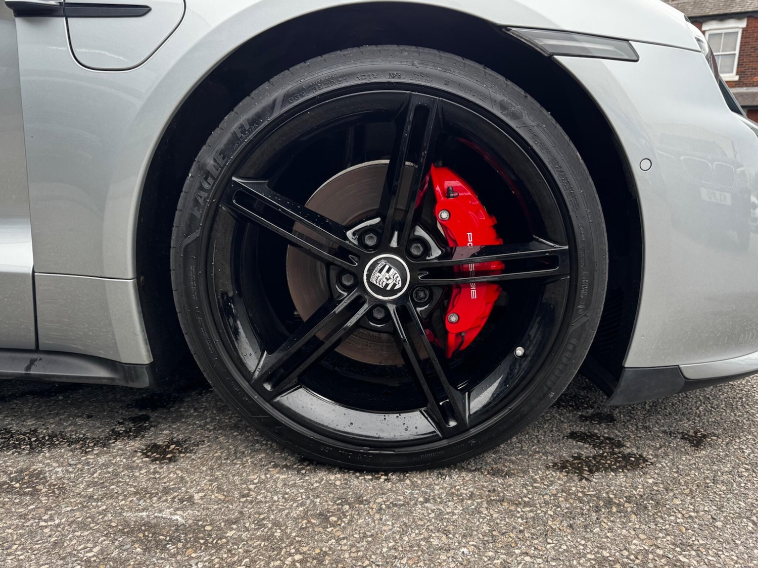 Used Porsche Taycan 2020 for sale - 78100160: Photo 24