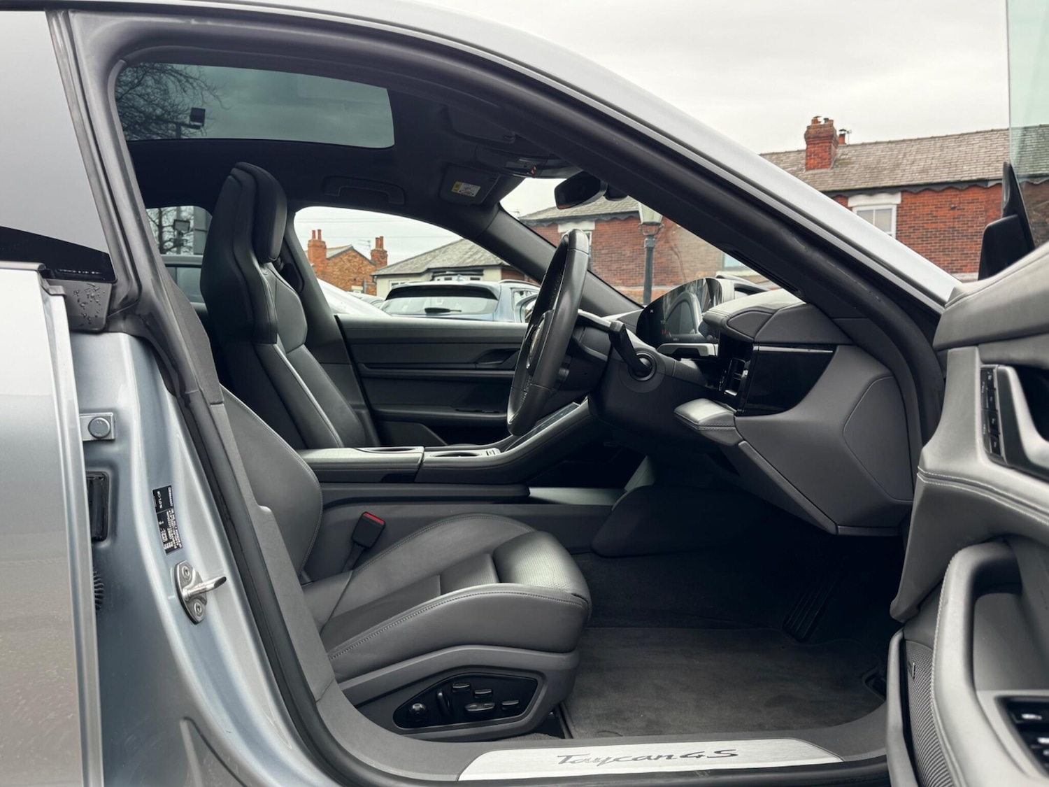 Used Porsche Taycan 2020 for sale - 78100160: Photo 27