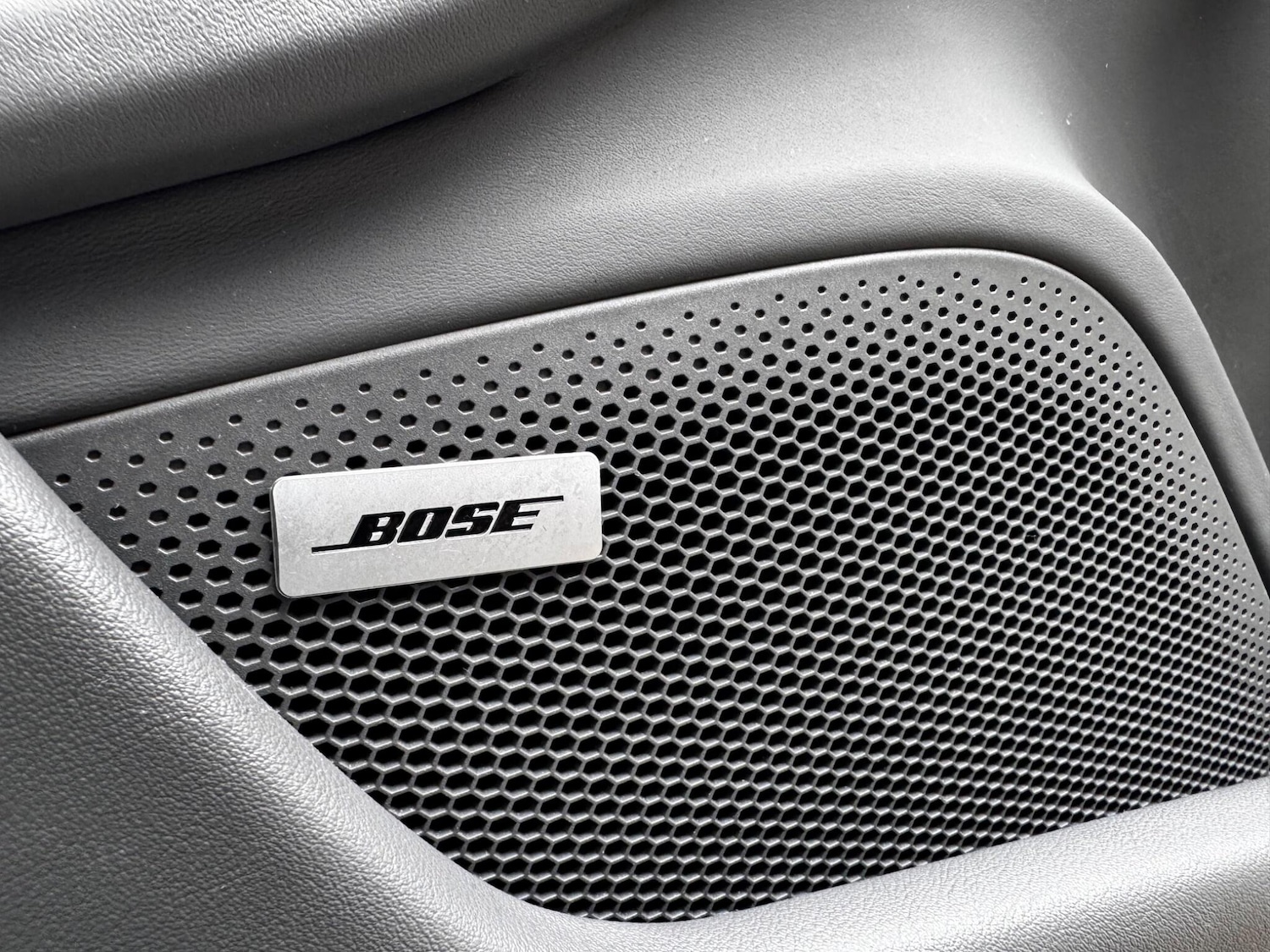 Used Porsche Taycan 2020 for sale - 78100160: Photo 28