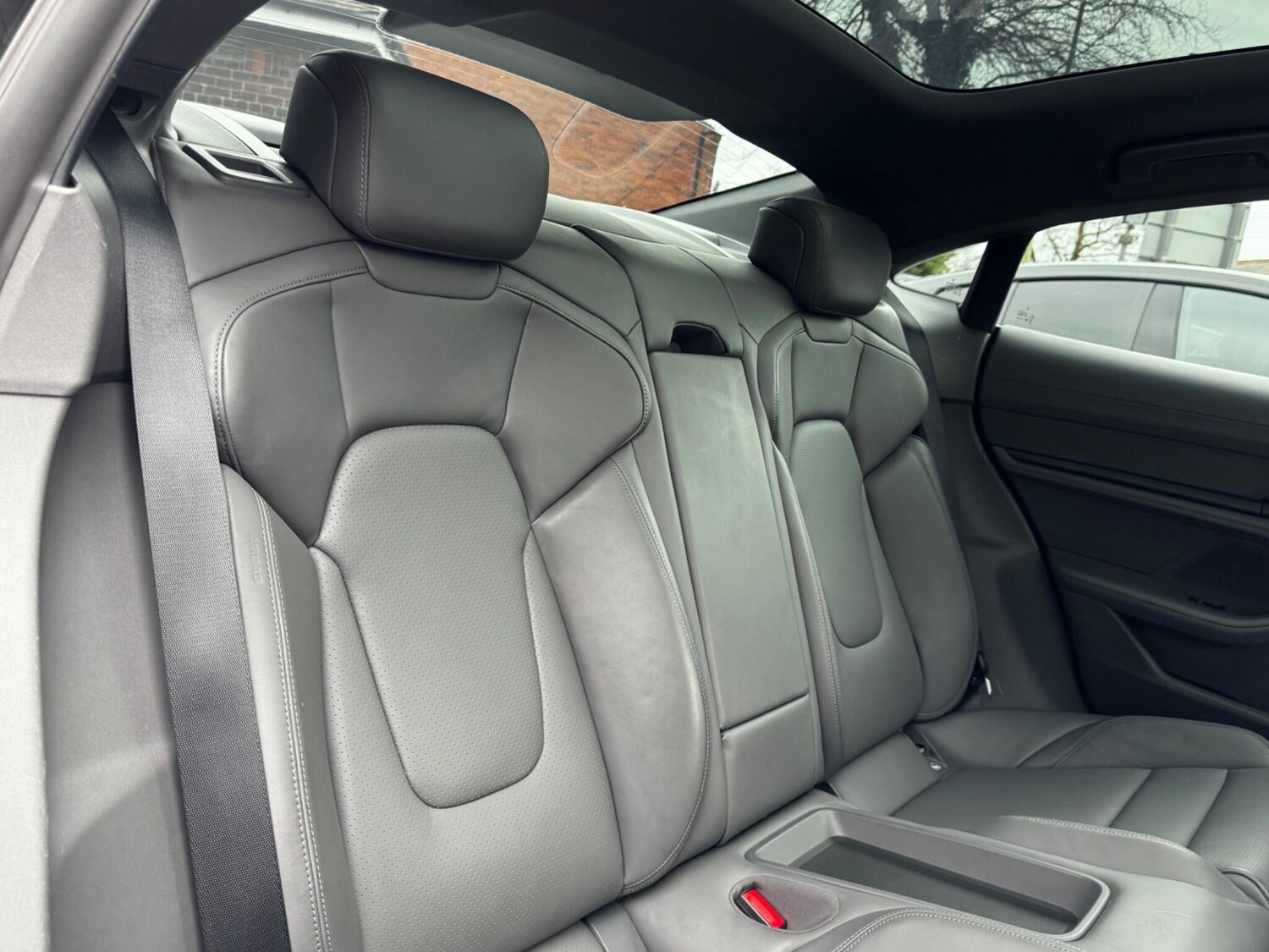 Used Porsche Taycan 2020 for sale - 78100160: Photo 43