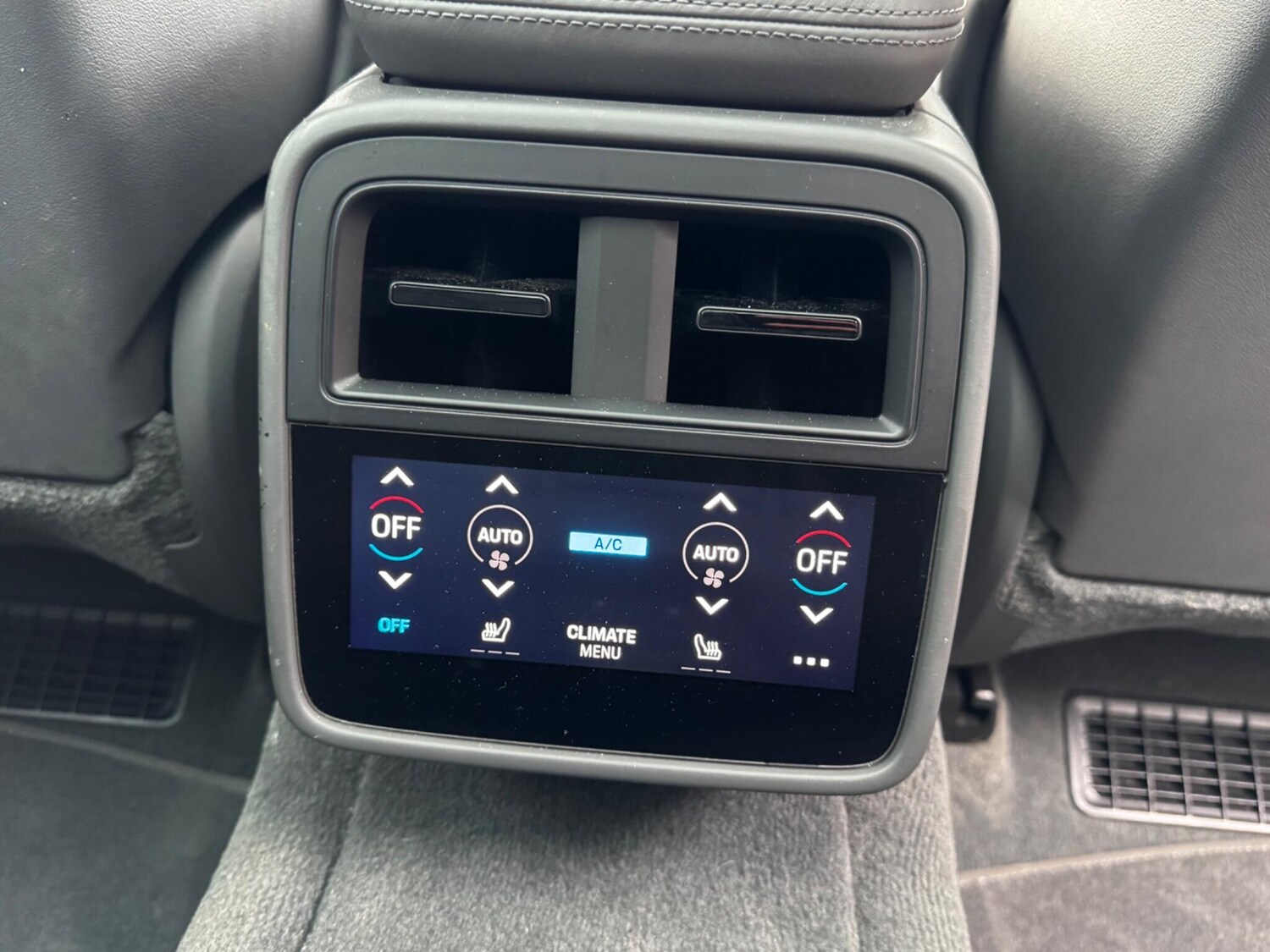 Used Porsche Taycan 2020 for sale - 78100160: Photo 46