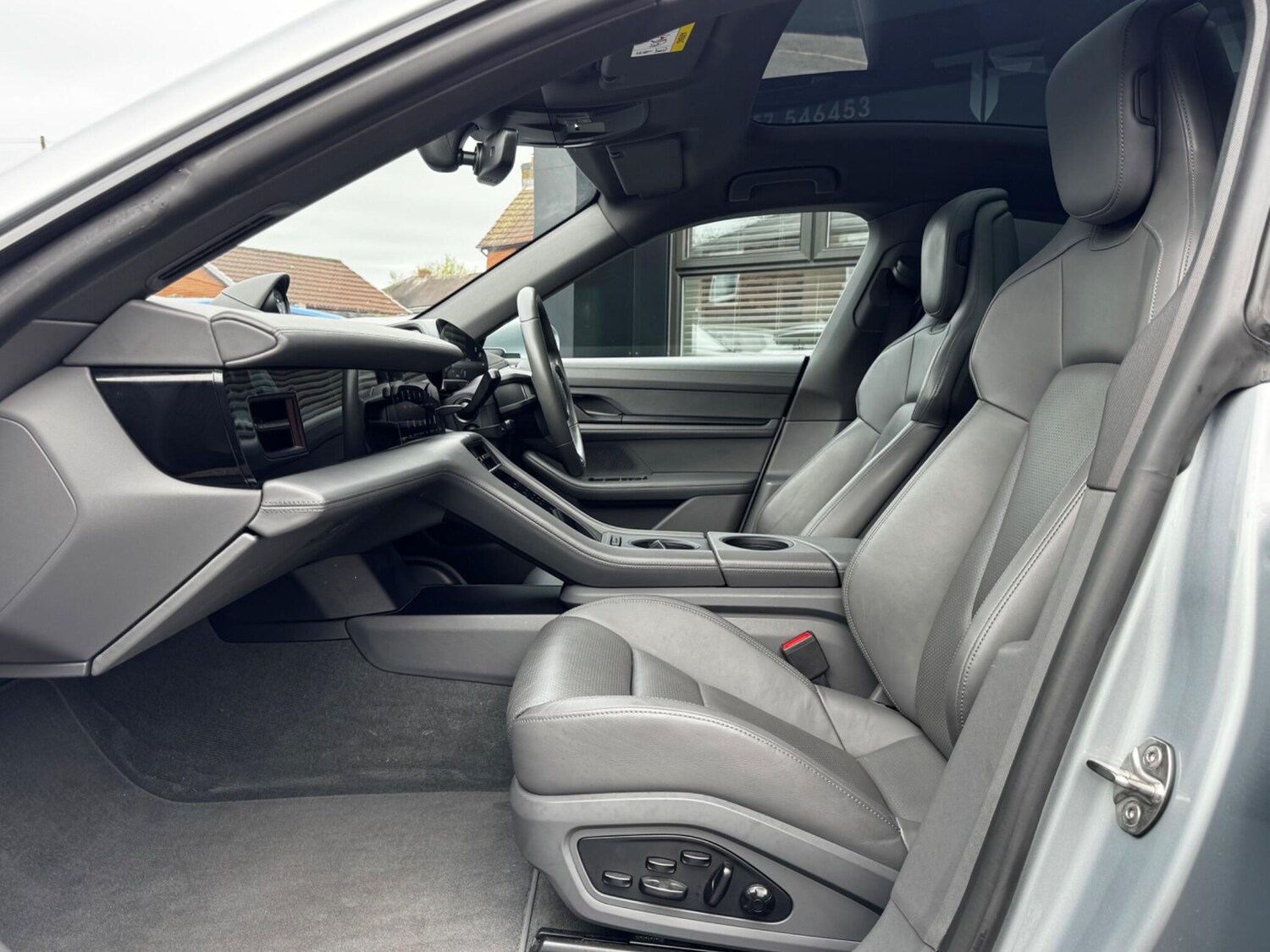 Used Porsche Taycan 2020 for sale - 78100160: Photo 50