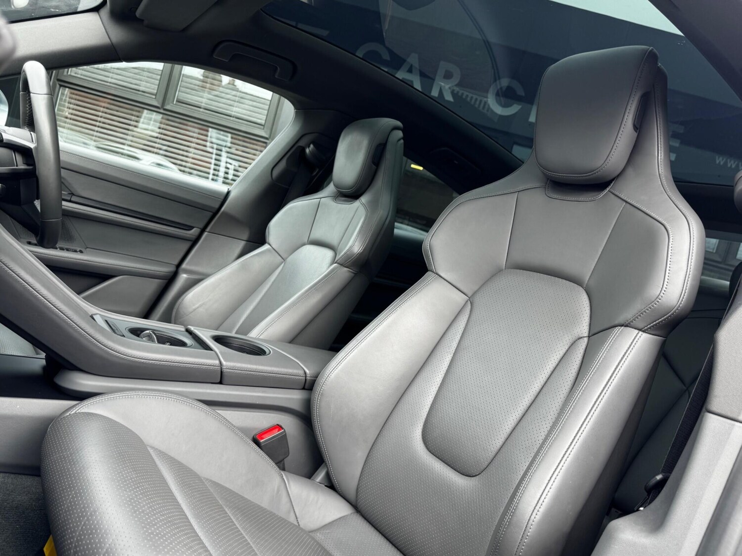 Used Porsche Taycan 2020 for sale - 78100160: Photo 51