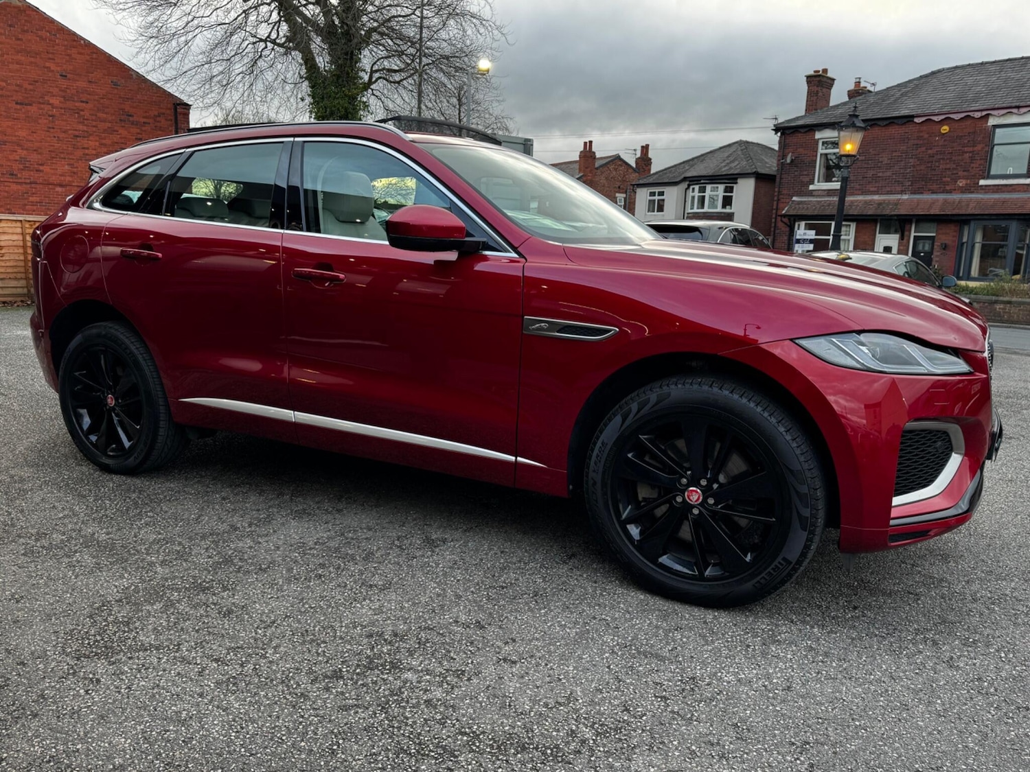 Used Jaguar F-Pace 2023 for sale - 77266860: Photo 11