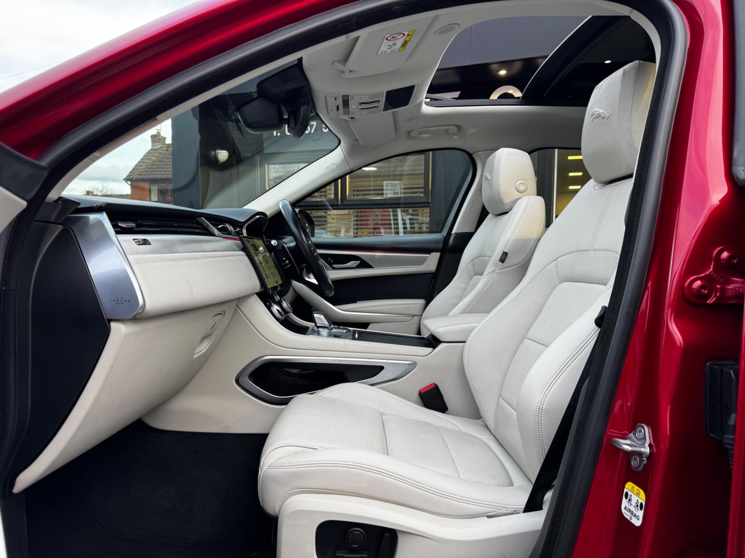 Used Jaguar F-Pace 2023 for sale - 77266860: Photo 49