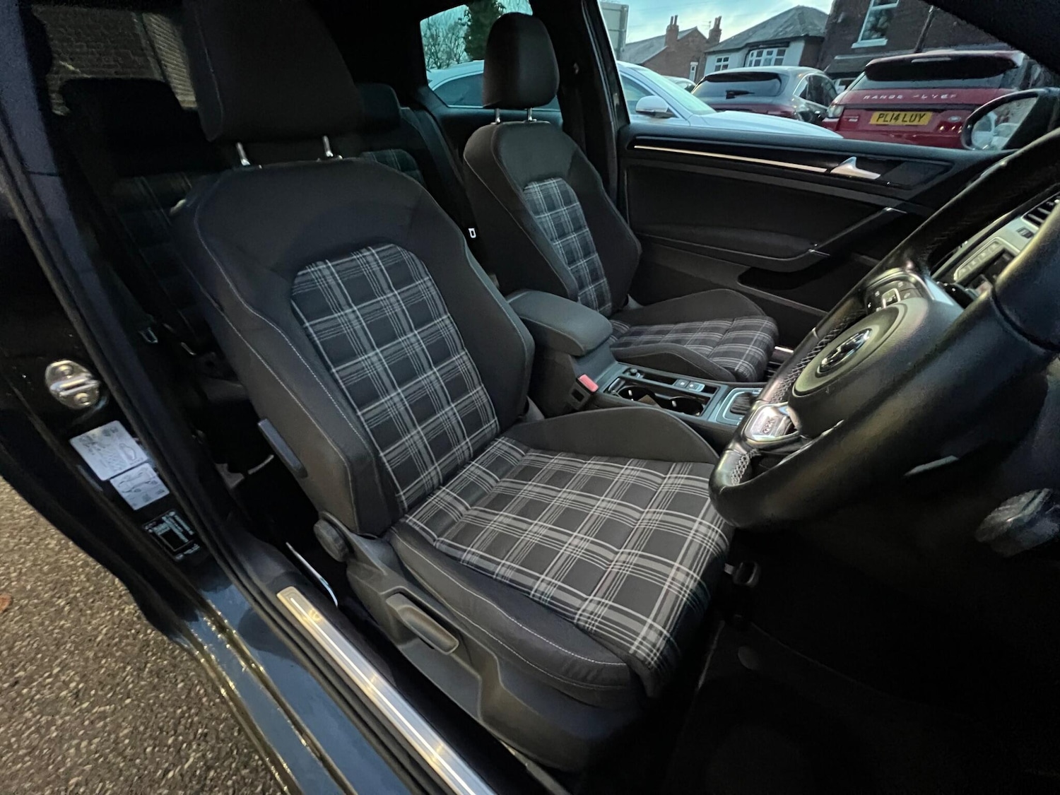 Used Volkswagen Golf 2015 for sale - 77029307: Photo 25