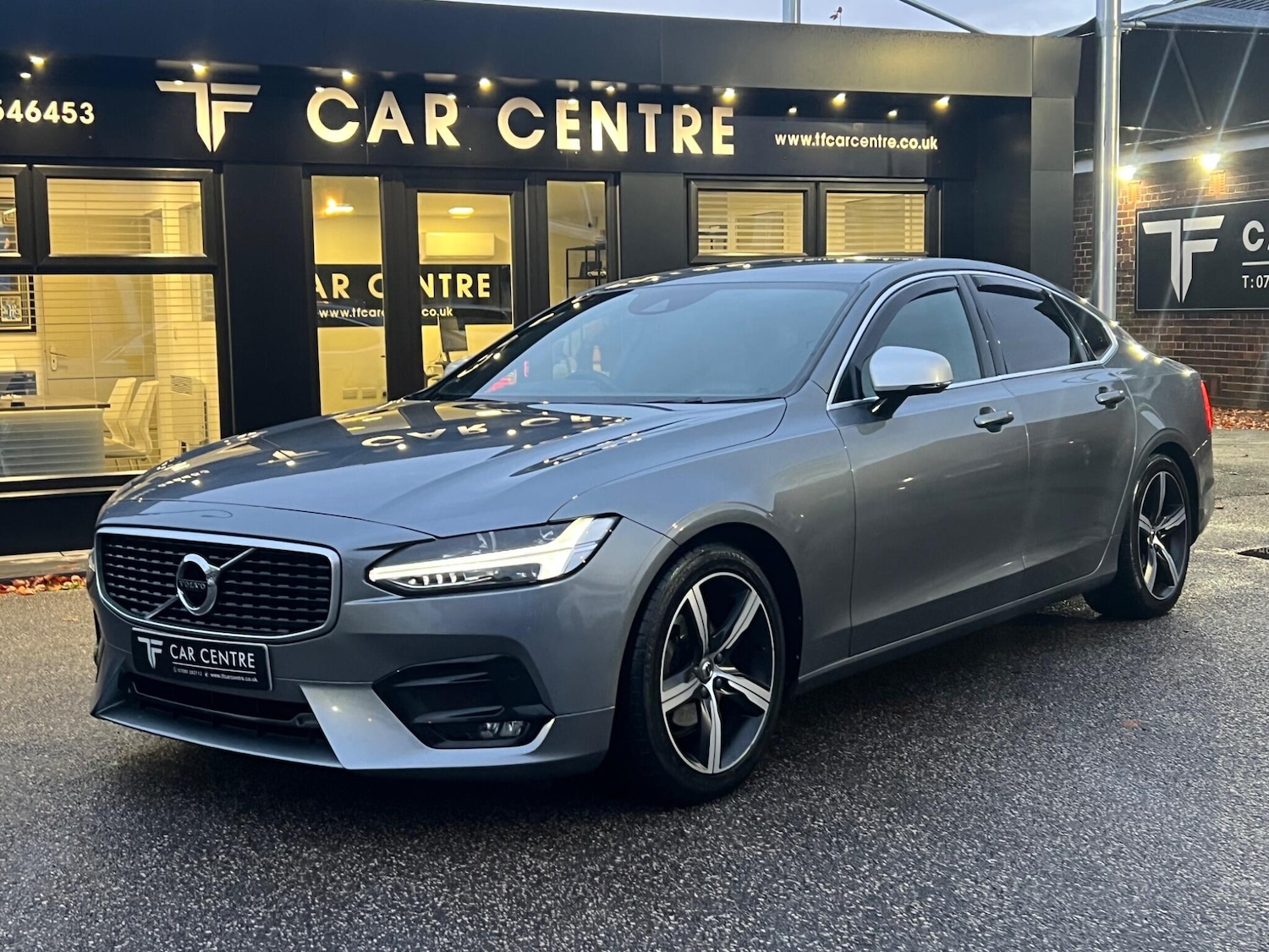 Used Volvo S90 2018 for sale - 76912810: Photo 1