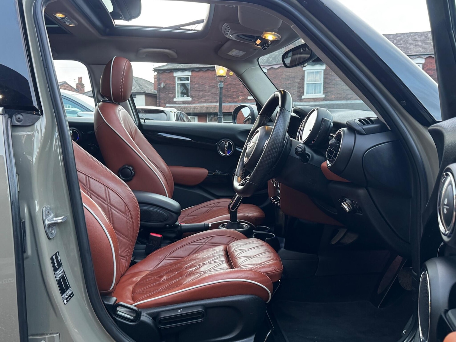 Used MINI Hatch 2019 for sale - 77254564: Photo 24