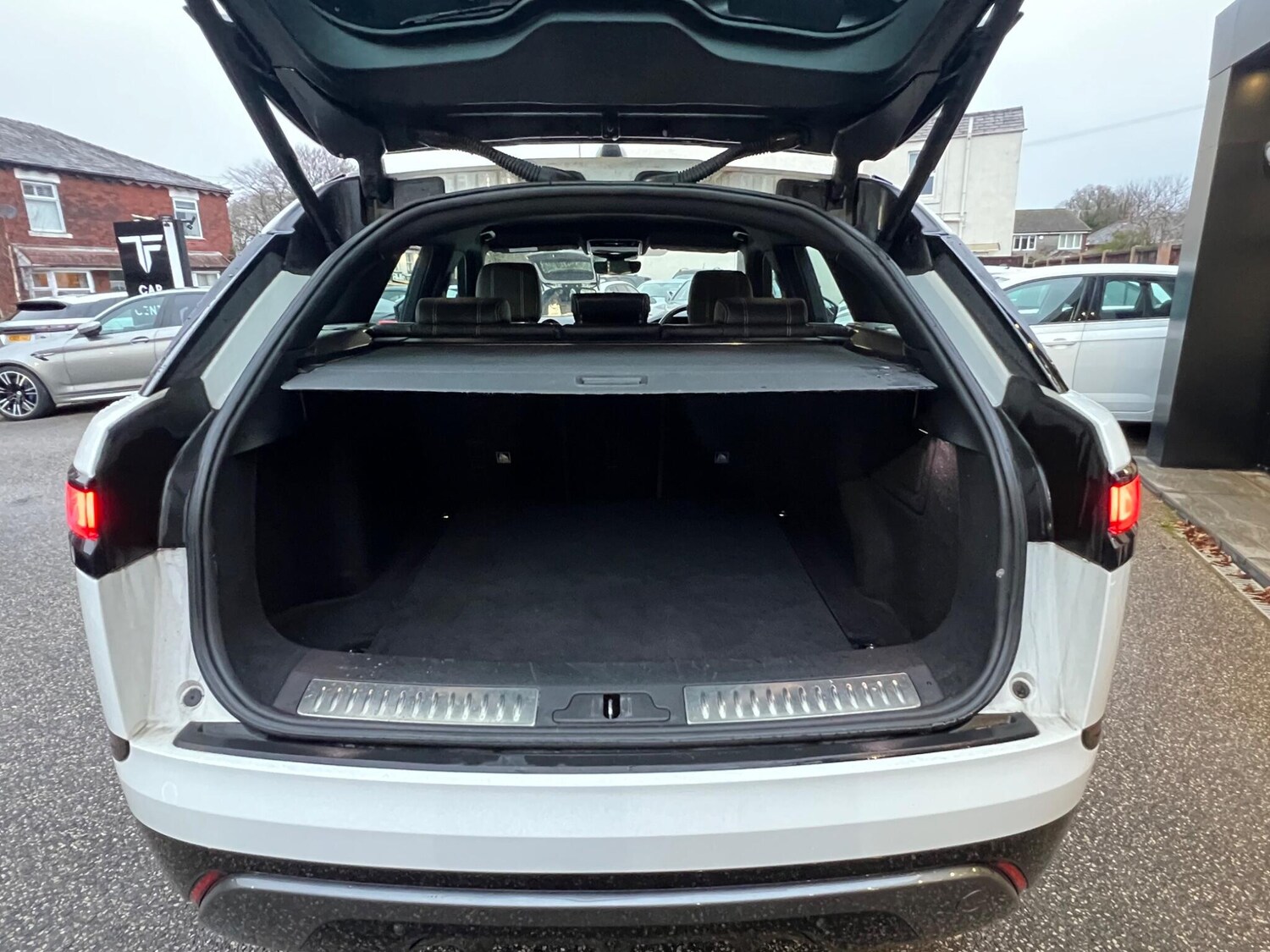 Used Land Rover Range Rover Velar for sale - 77682950: Photo 31