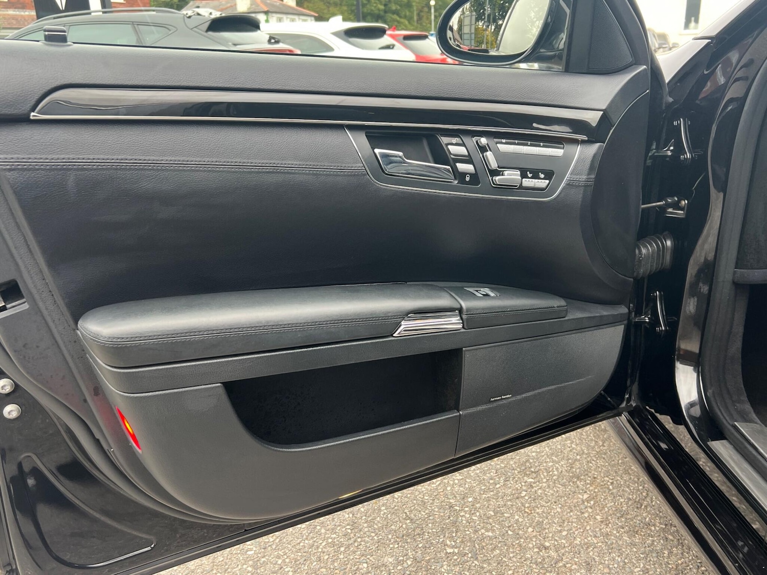 Used Mercedes-Benz S Class 2007 for sale - 76803461: Photo 42