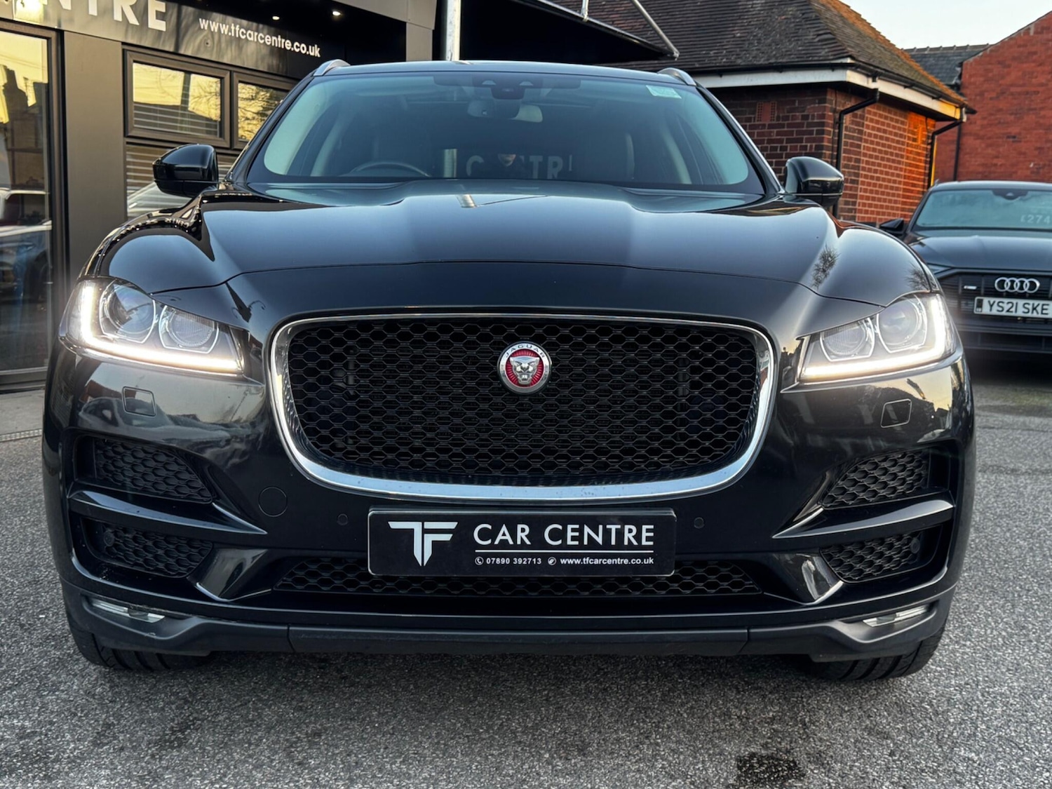 Used Jaguar F-Pace 2016 for sale - 77737657: Photo 16