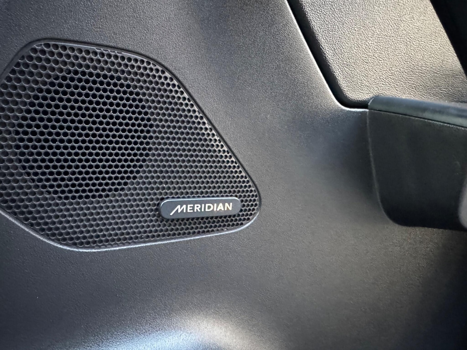 Used Jaguar F-Pace 2016 for sale - 77737657: Photo 26