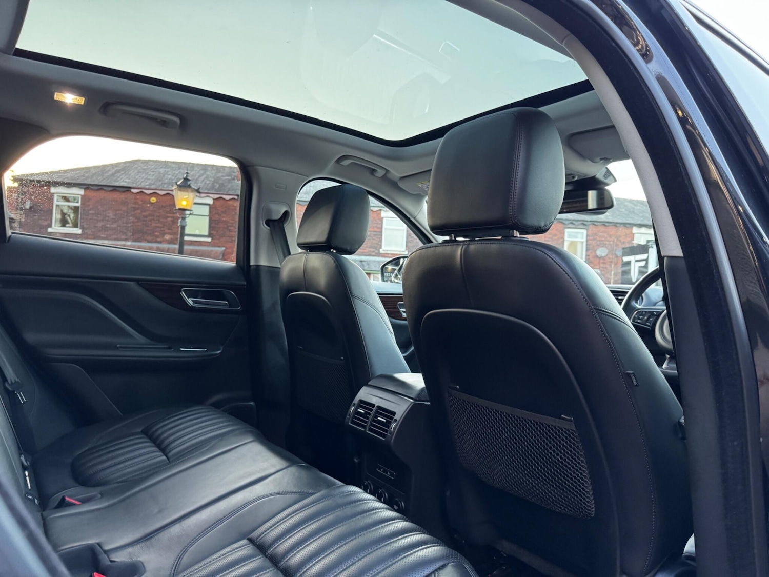 Used Jaguar F-Pace 2016 for sale - 77737657: Photo 47