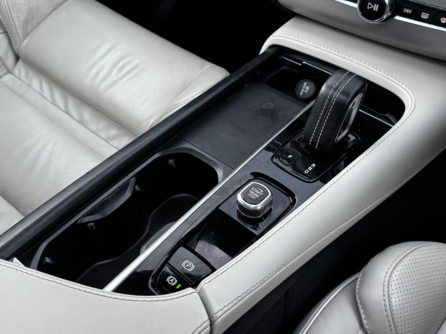 Used Volvo XC90 for sale - 77015894: Photo 35