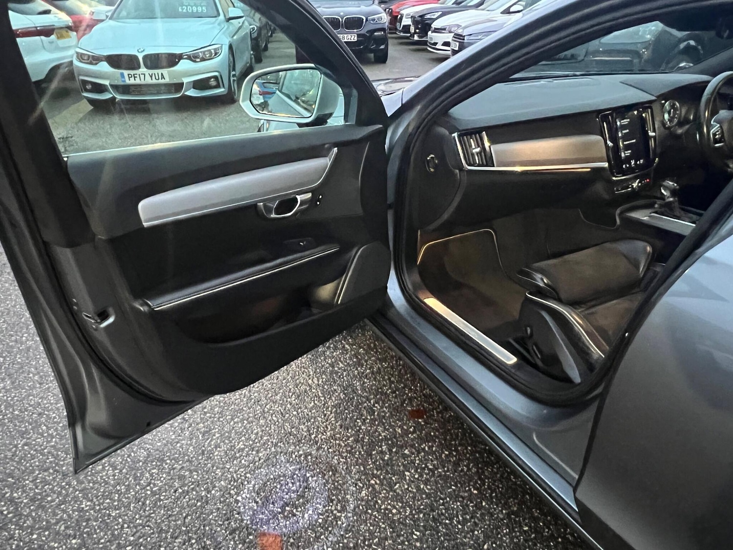 Used Volvo S90 2018 for sale - 76803453: Photo 36