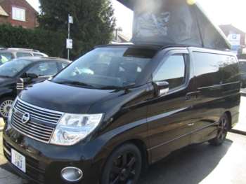 Used Nissan Elgrand  for sale - 73922184: Photo