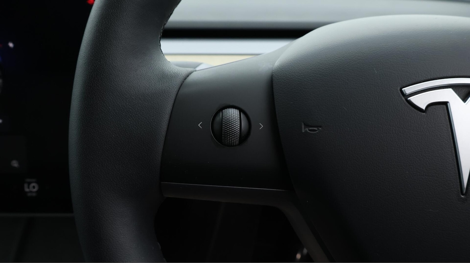 Used Tesla Model Y 2023 for sale - 76026715: Photo 26