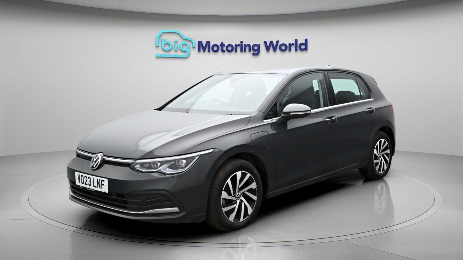 Used Volkswagen Golf 2023 for sale - 77973836: Photo 3