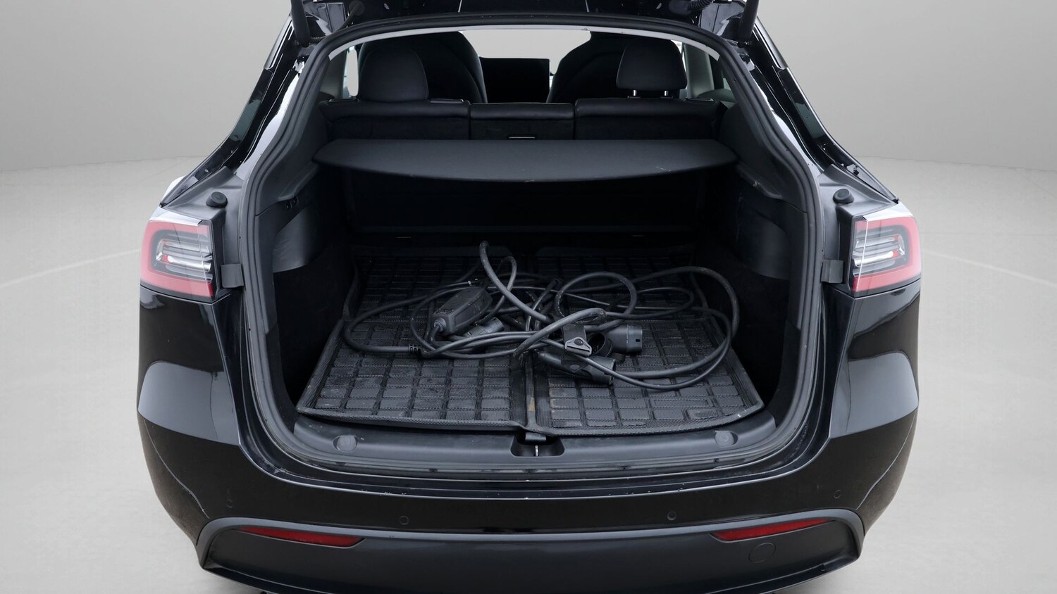 Used Tesla Model Y 2022 for sale - 77900923: Photo 17