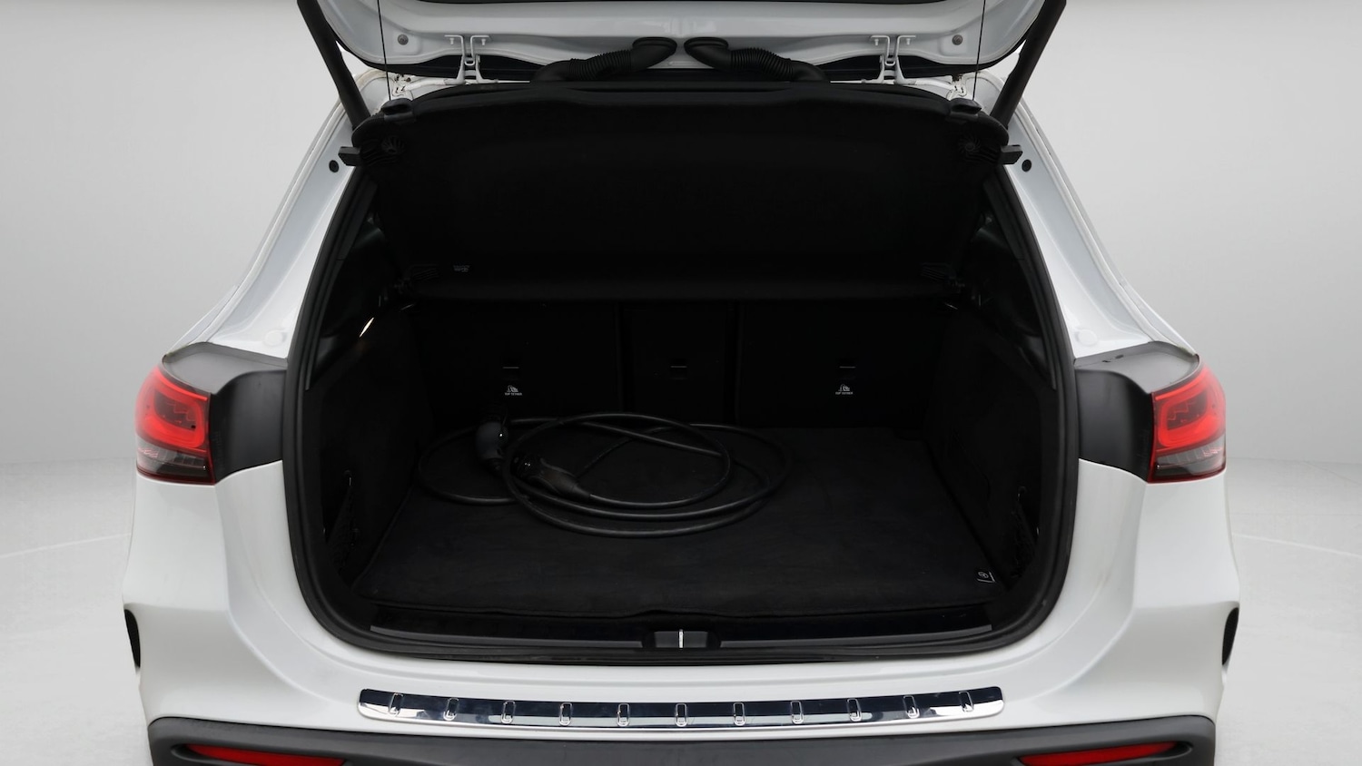 Used Mercedes-Benz EQA 2023 for sale - 77690932: Photo 17