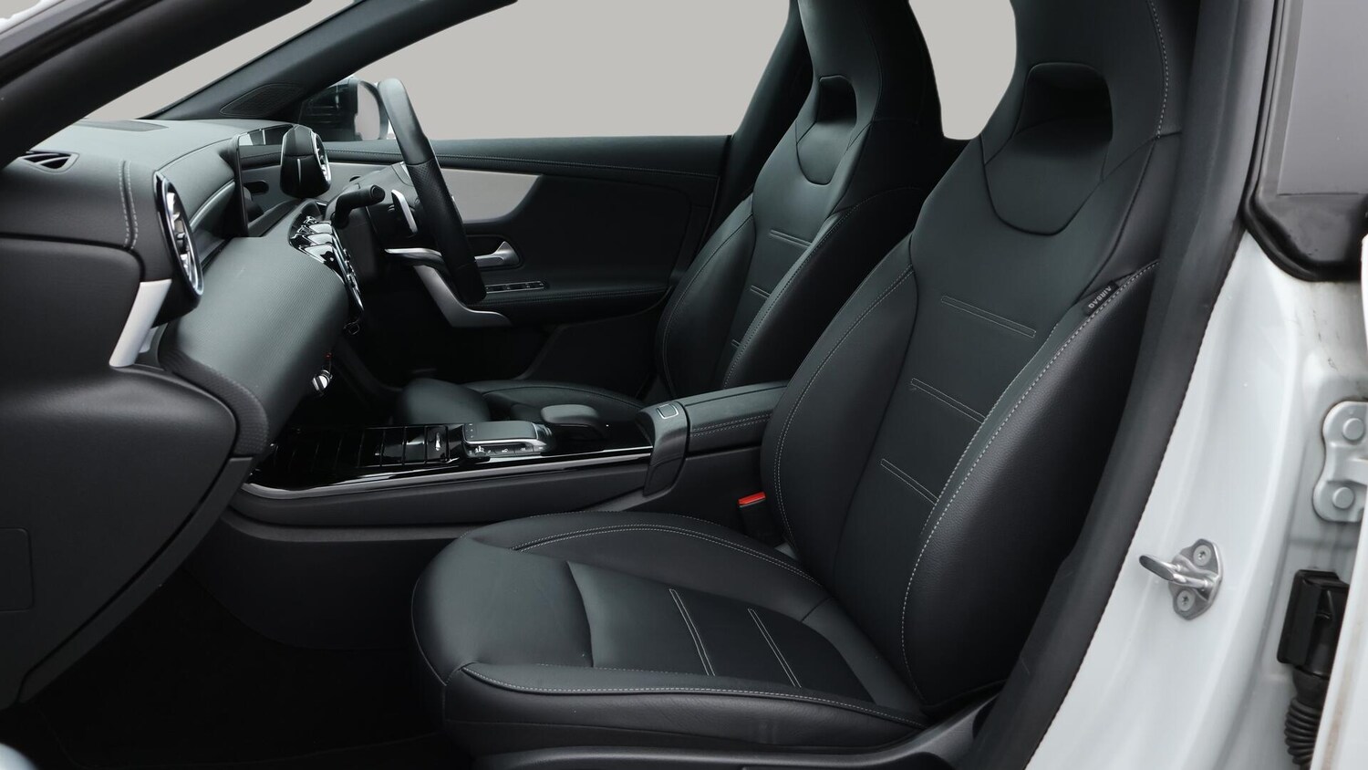 Used Mercedes-Benz CLA 2022 for sale - 76109197: Photo 14