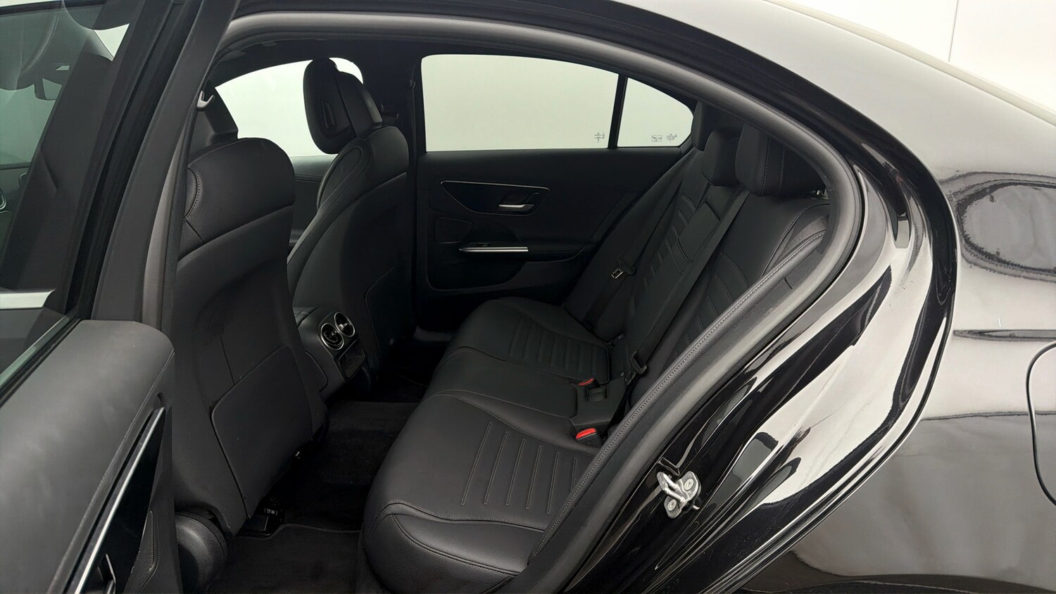 Used Mercedes-Benz C Class 2025 for sale - 78209855: Photo 15