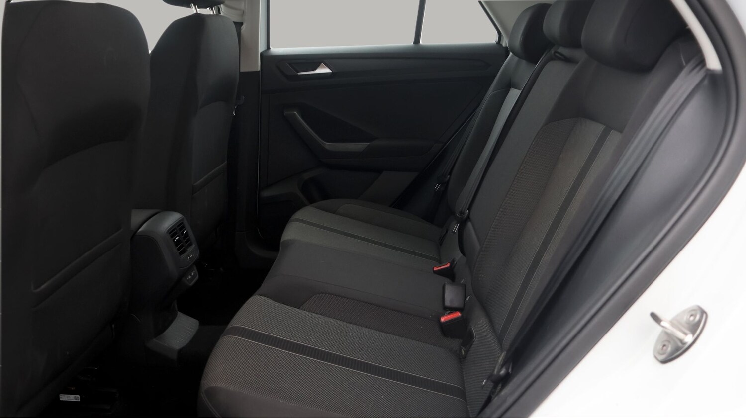 Used Volkswagen T-Roc 2023 for sale - 77365494: Photo 16