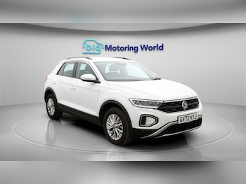 Used Volkswagen T-Roc 2023 for sale - 77365494: Photo