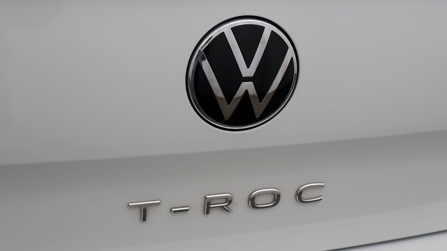 Used Volkswagen T-Roc 2023 for sale - 77365494: Photo 22