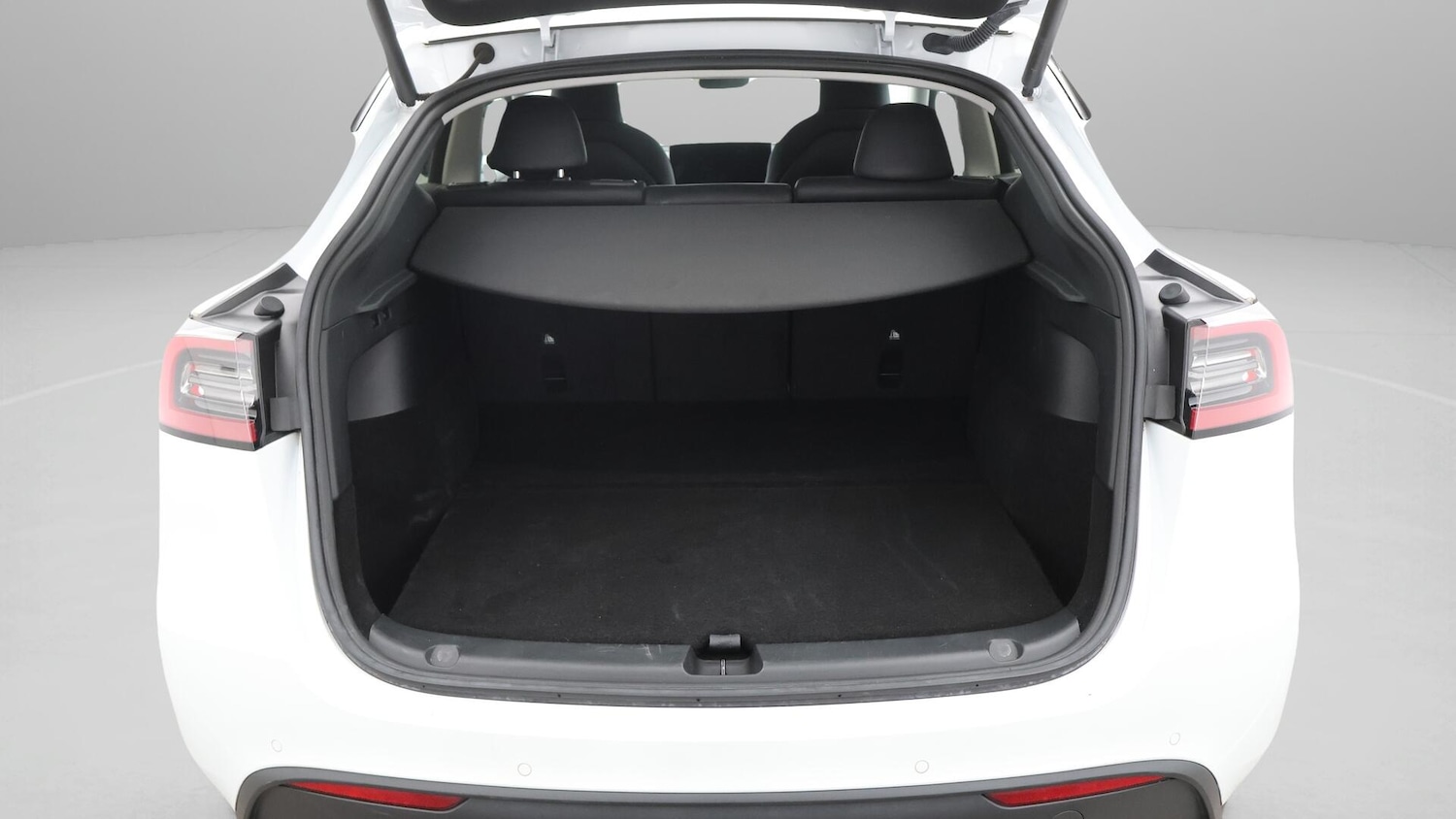 Used Tesla Model Y 2022 for sale - 76109817: Photo 17