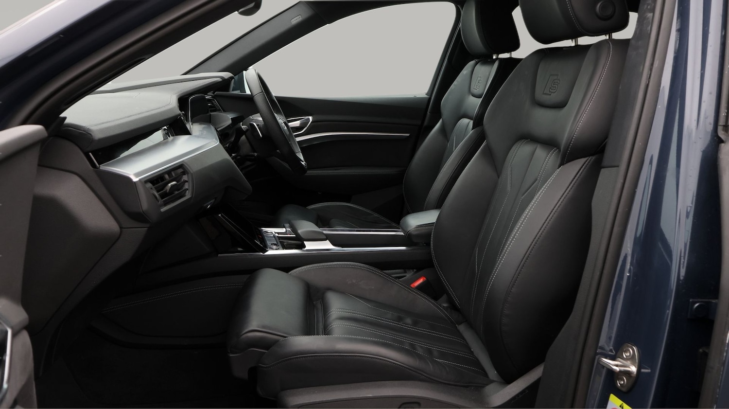 Used Audi e-tron 2022 for sale - 77283979: Photo 14