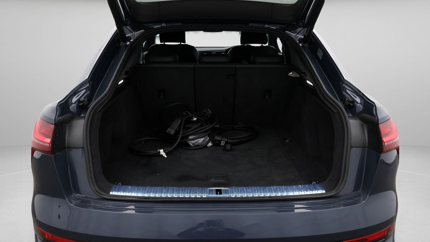 Used Audi e-tron 2022 for sale - 77283979: Photo 17