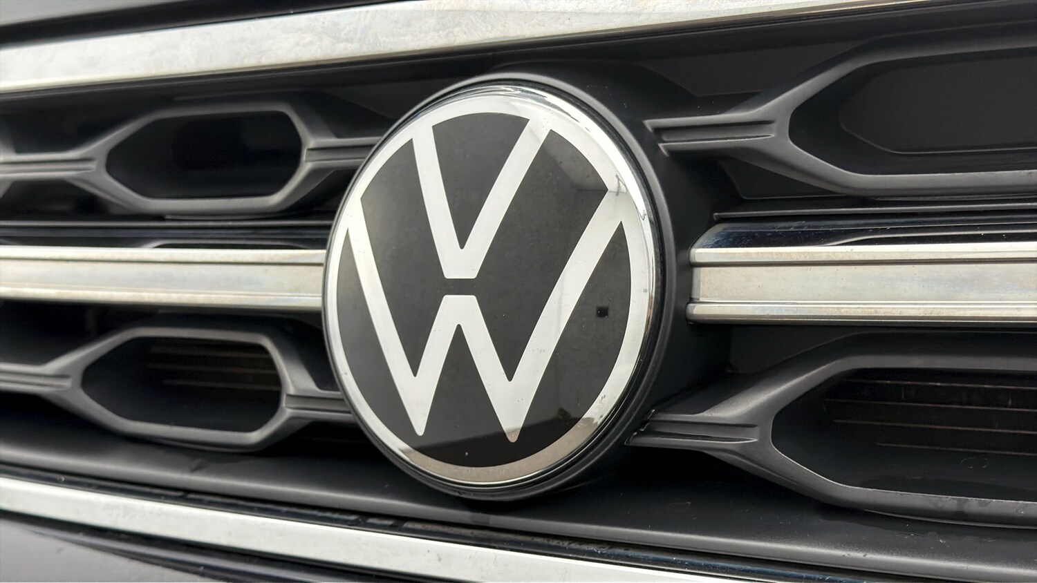 Used Volkswagen T-Roc 2023 for sale - 78176314: Photo 22