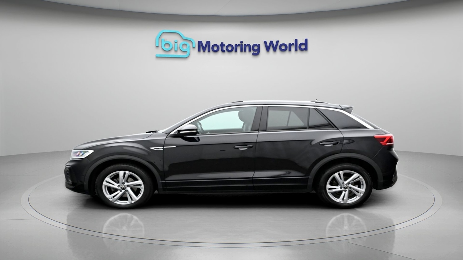 Used Volkswagen T-Roc 2023 for sale - 78176314: Photo 4