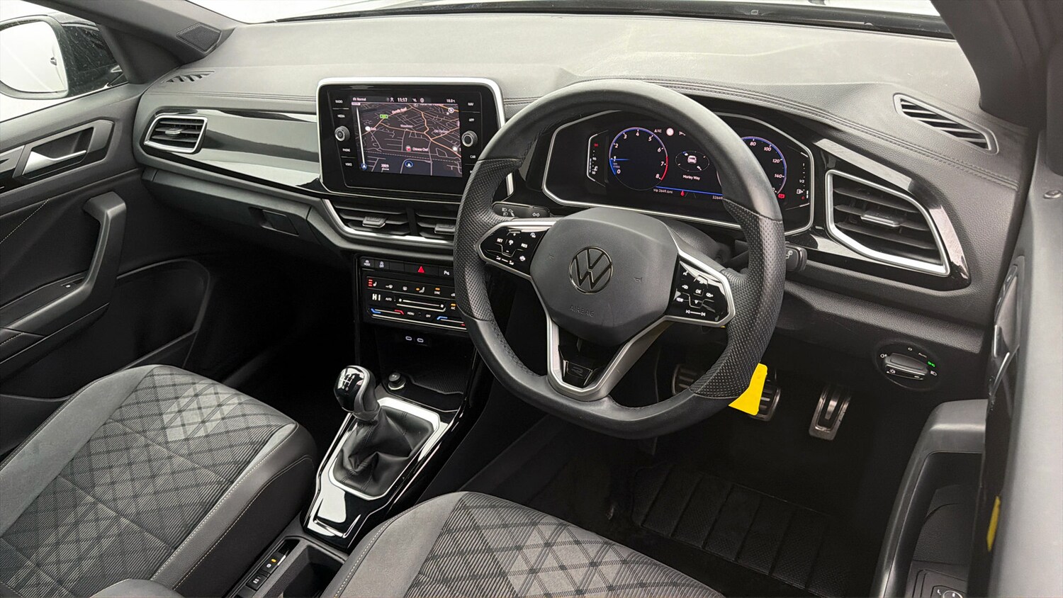 Used Volkswagen T-Roc 2023 for sale - 78176314: Photo 9