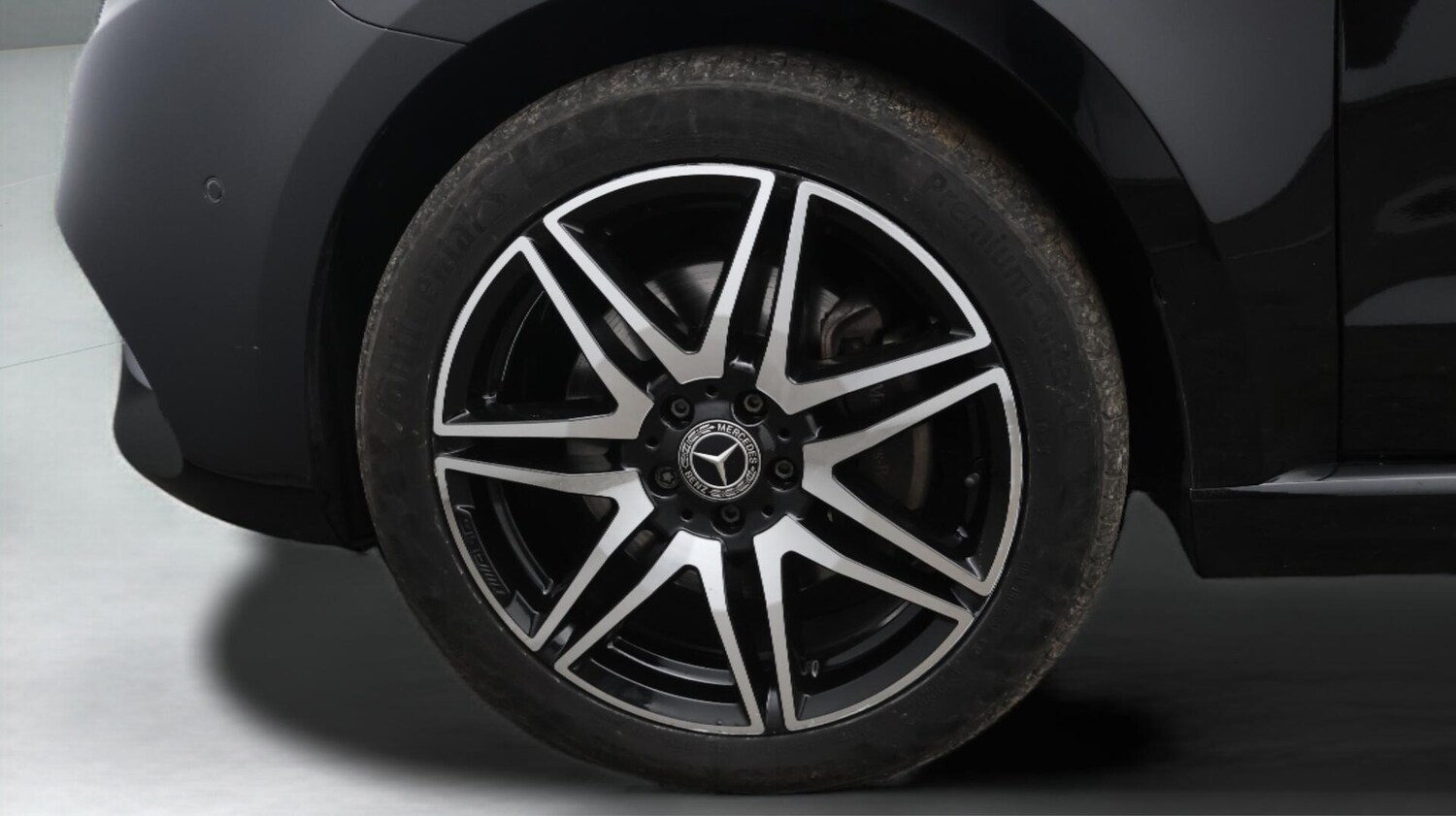 Used Mercedes-Benz V-Class 2023 for sale - 76381225: Photo 18