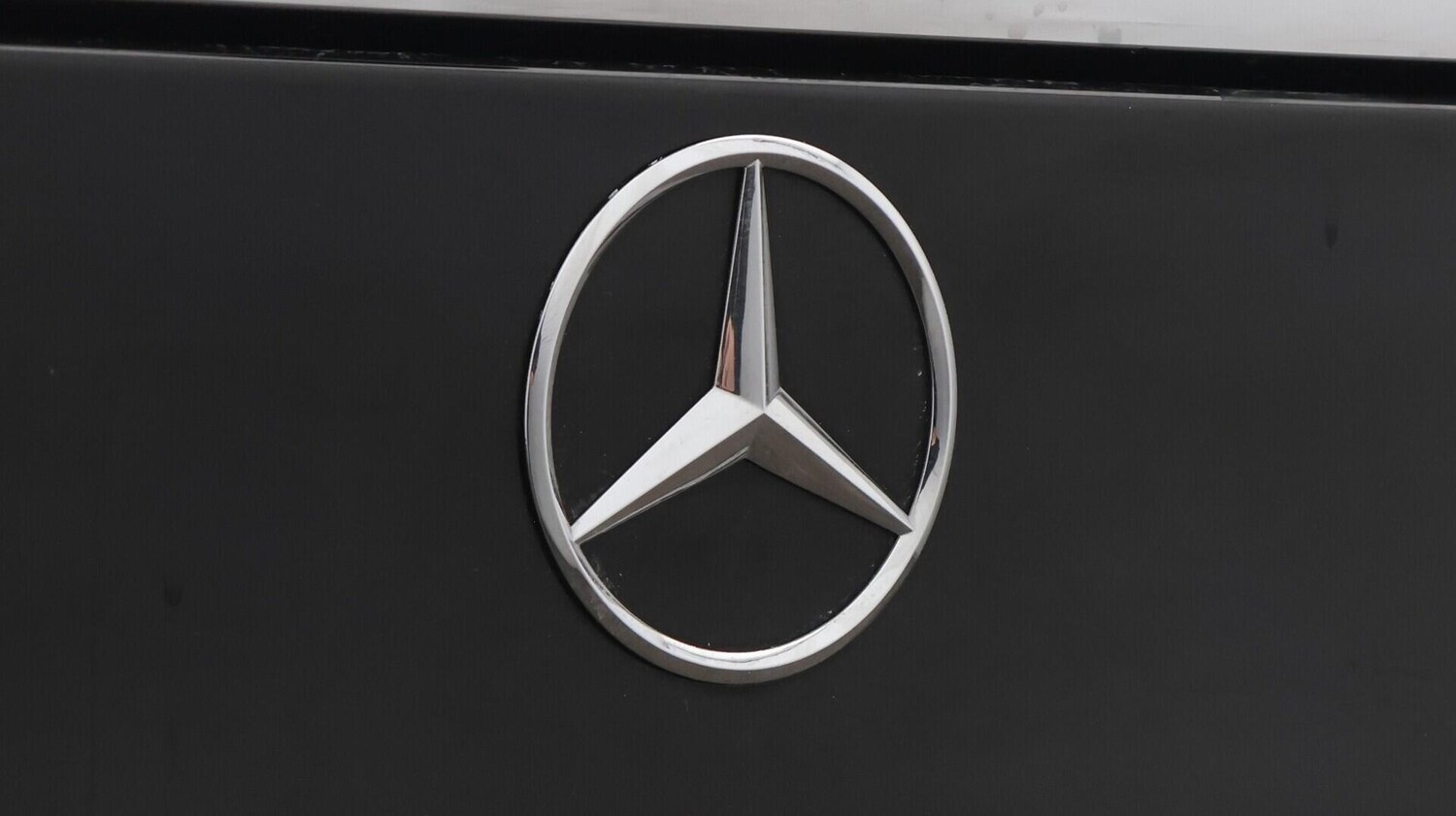 Used Mercedes-Benz V-Class 2023 for sale - 76381225: Photo 23
