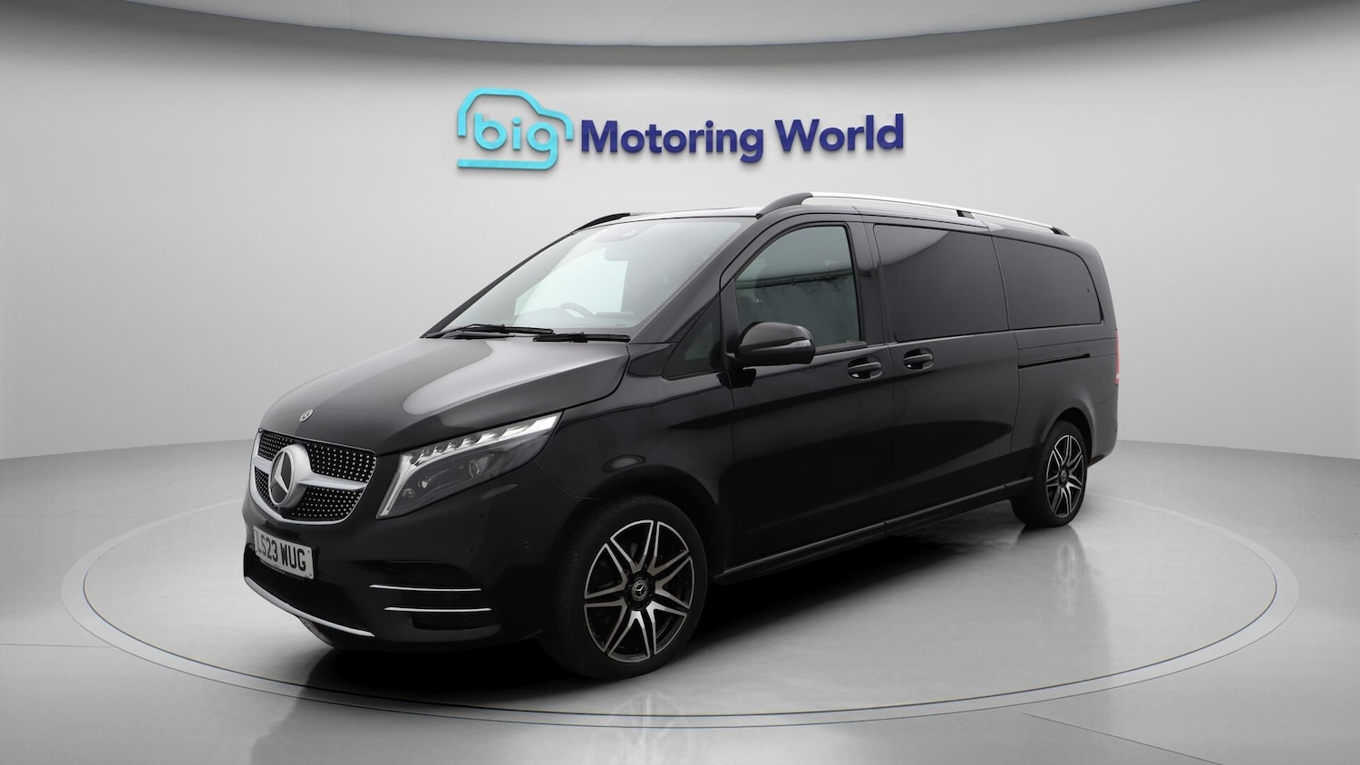 Used Mercedes-Benz V-Class 2023 for sale - 76381225: Photo 3