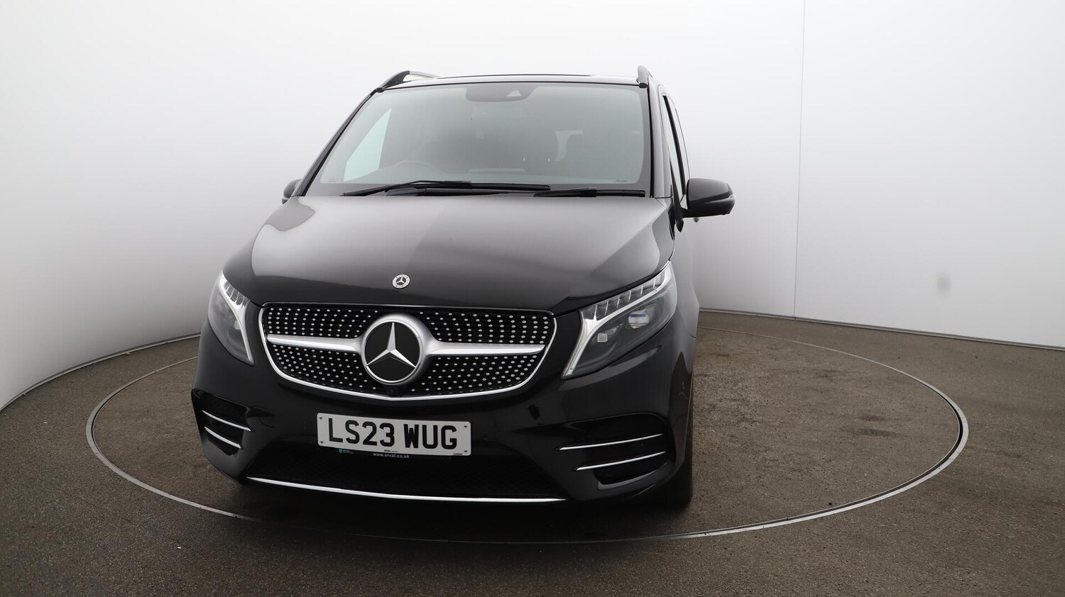 Used Mercedes-Benz V-Class 2023 for sale - 76381225: Photo 40