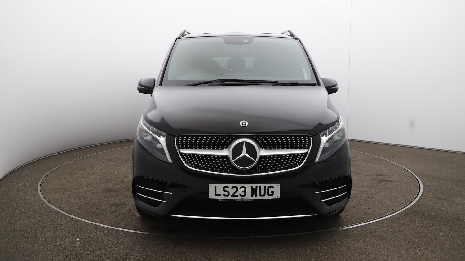 Used Mercedes-Benz V-Class 2023 for sale - 76381225: Photo 41