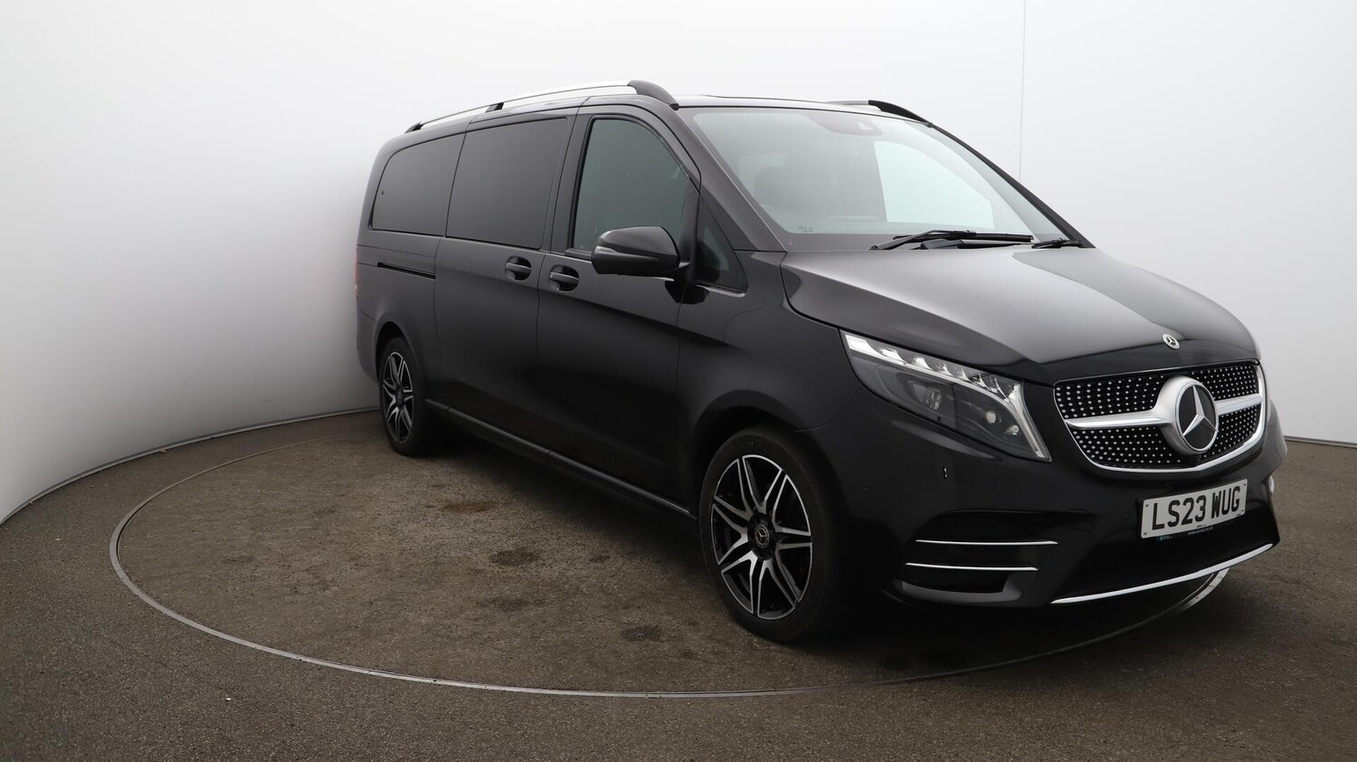 Used Mercedes-Benz V-Class 2023 for sale - 76381225: Photo 44