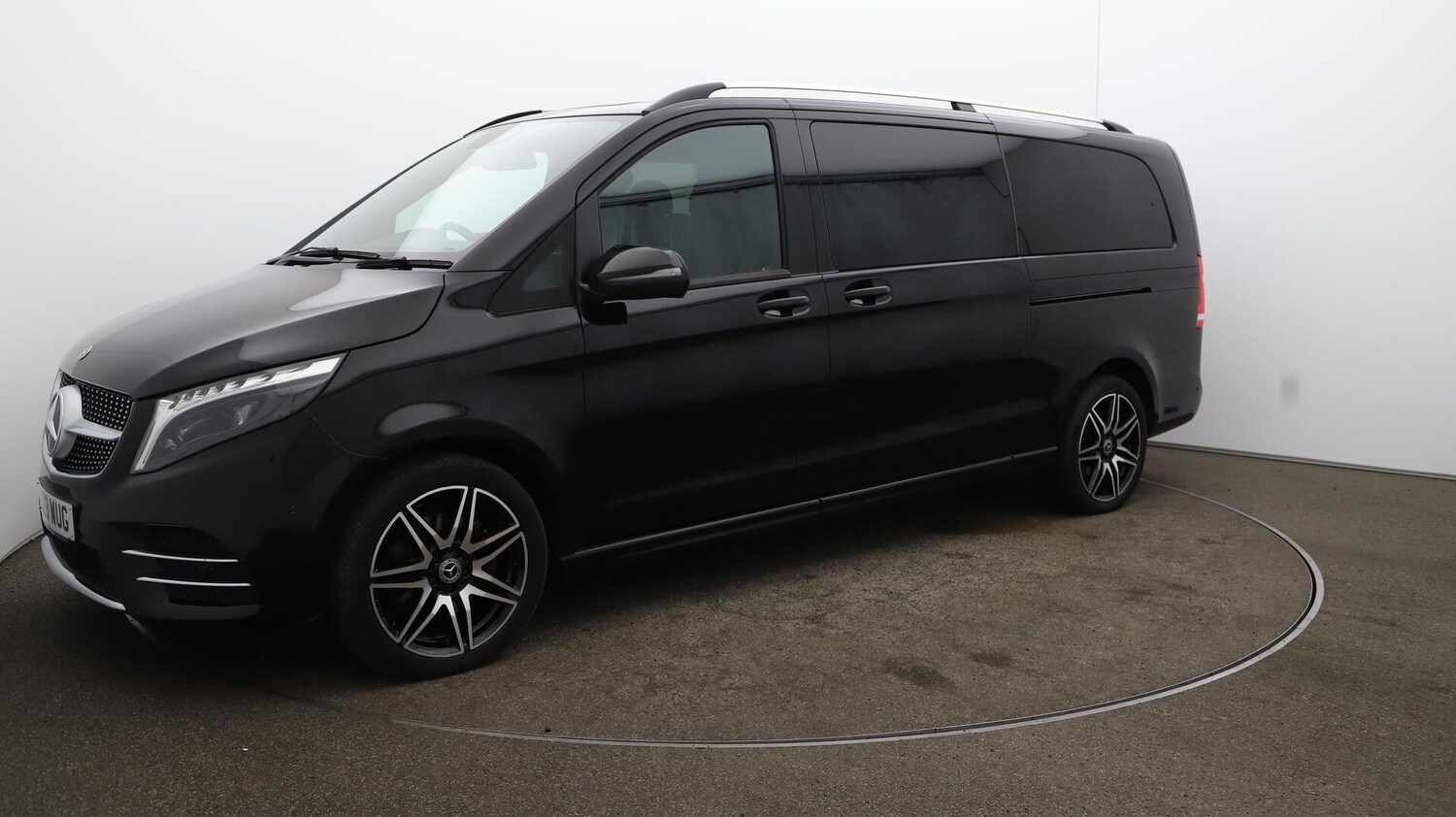 Used Mercedes-Benz V-Class 2023 for sale - 76381225: Photo 69