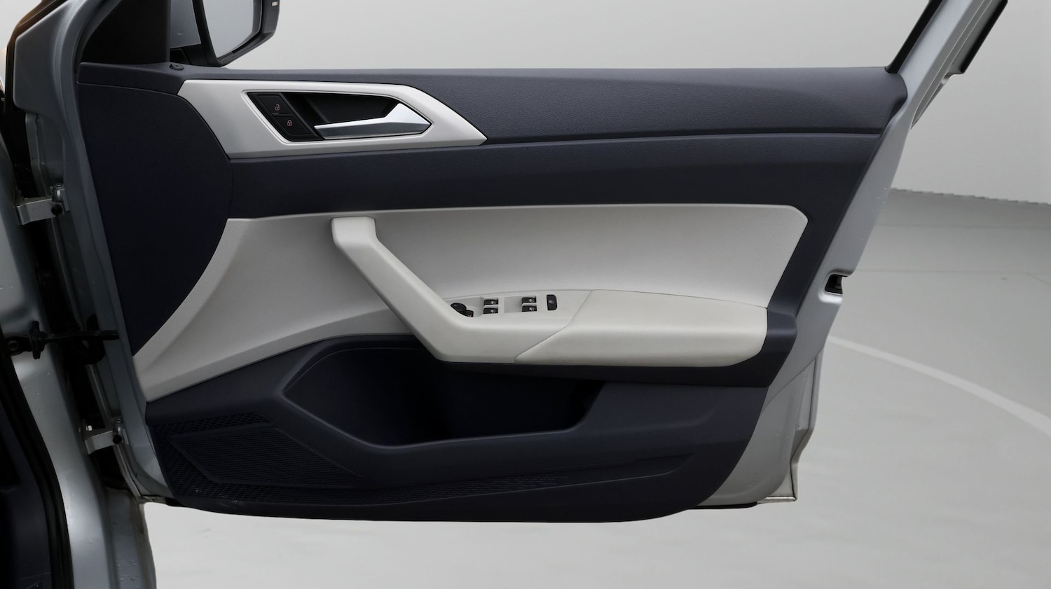 Used Volkswagen Polo 2019 for sale - 77650370: Photo 15