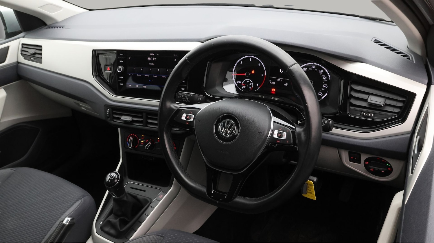 Used Volkswagen Polo 2019 for sale - 77650370: Photo 9