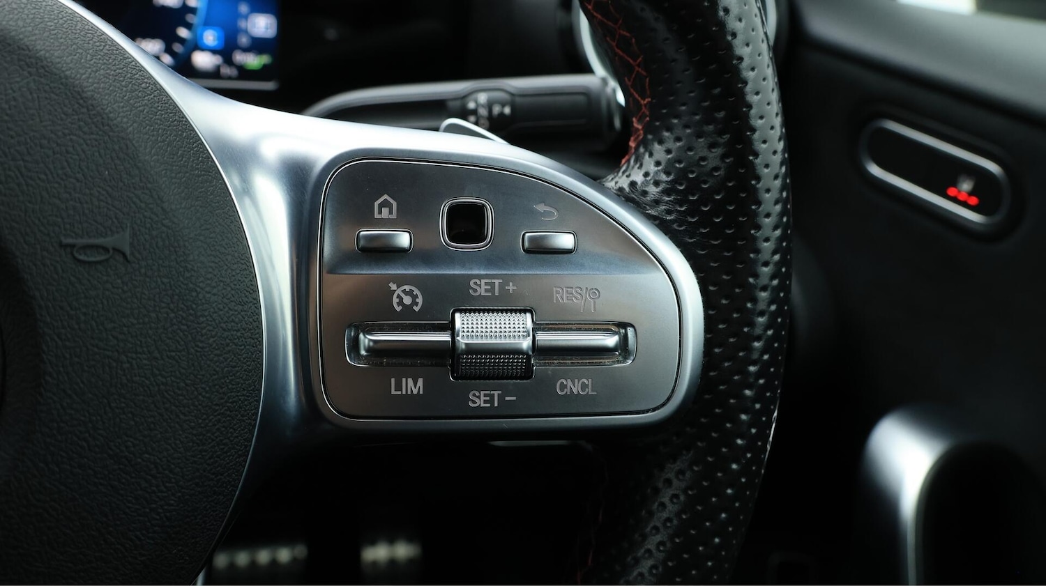 Used Mercedes-Benz A-Class 2021 for sale - 76188962: Photo 26