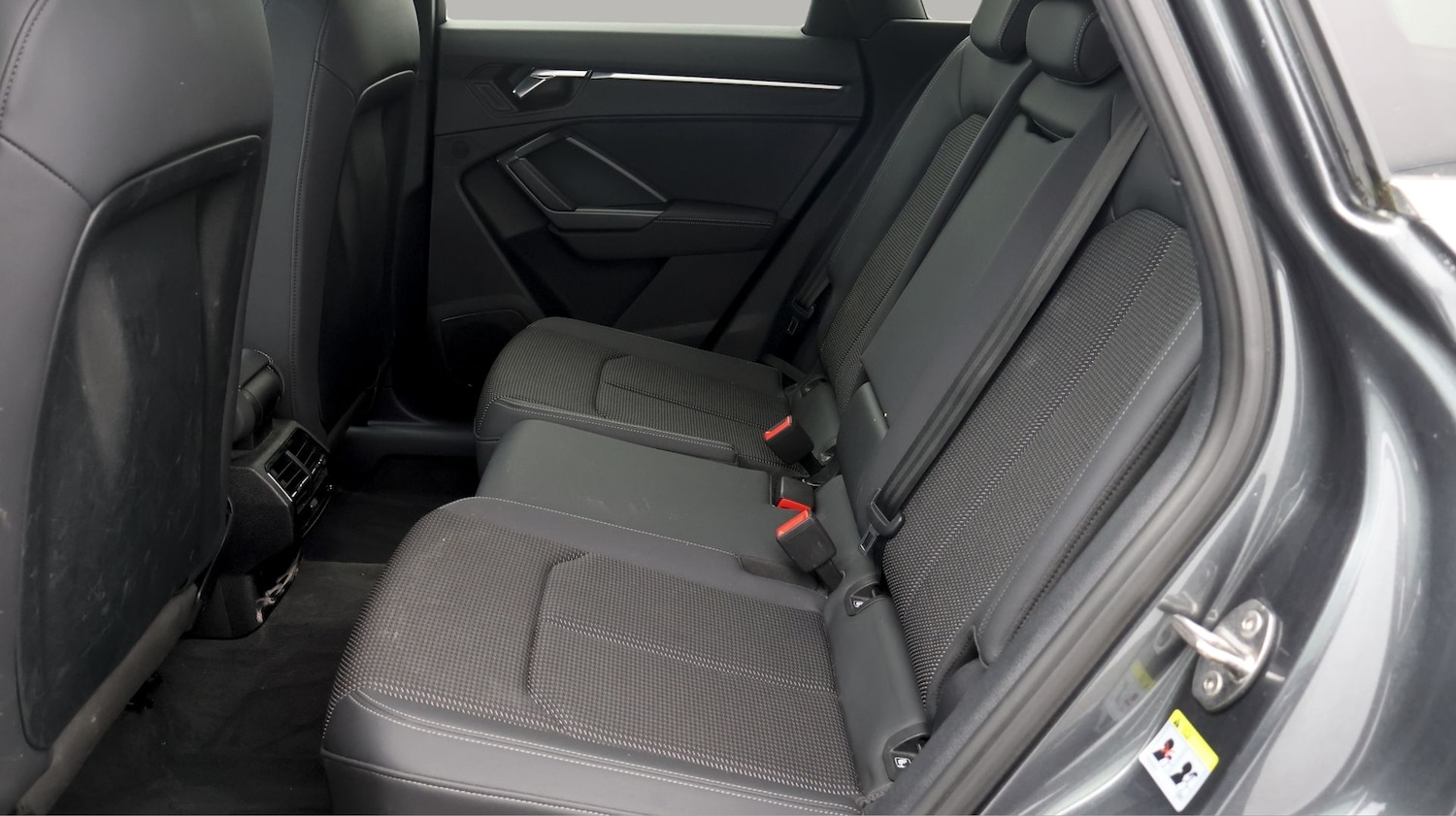 Used Audi Q3 2021 for sale - 77610235: Photo 16