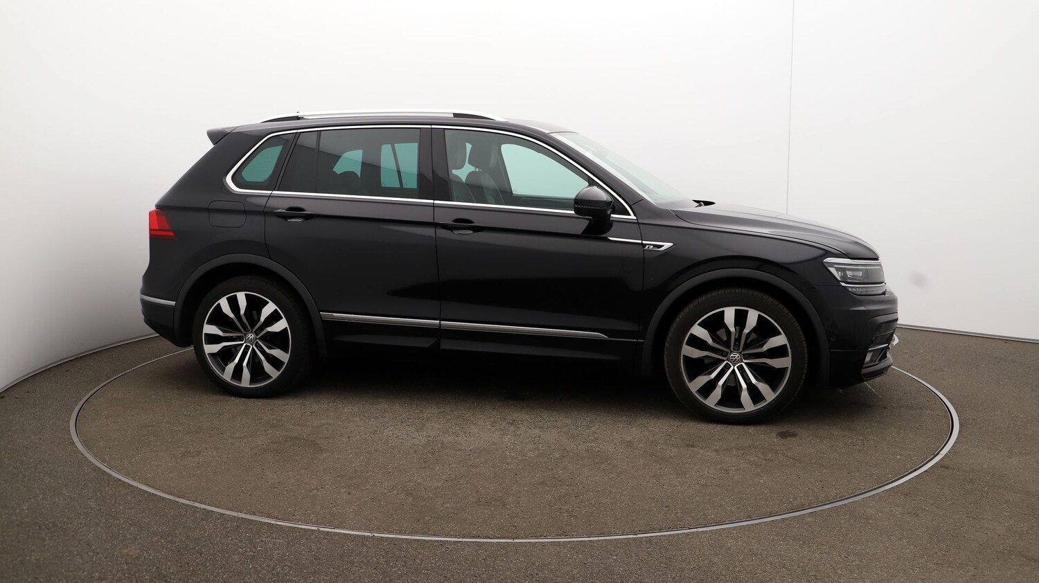 Used Volkswagen Tiguan for sale - 76810715: Photo 43